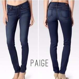 Paige Skyline Skinny Jeans in Armstrong Wash